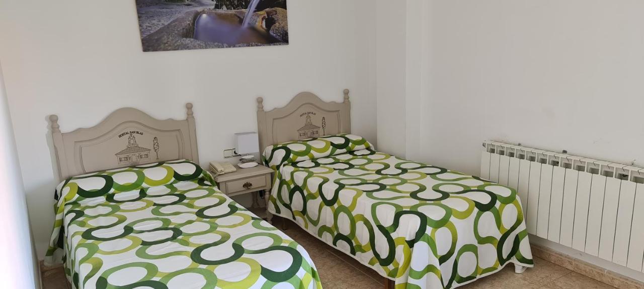 לה אלברקה Hostal San Blas מראה חיצוני תמונה